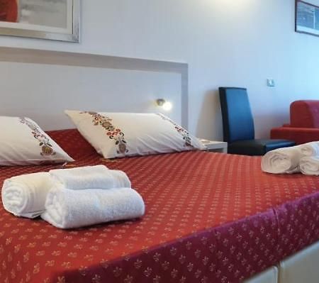 コマッキオ Il Sole Nel Mare - Lido Di Volano Bed & Breakfast エクステリア 写真