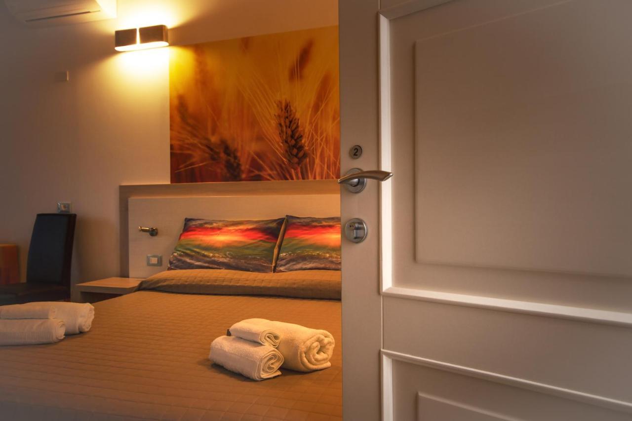 コマッキオ Il Sole Nel Mare - Lido Di Volano Bed & Breakfast エクステリア 写真