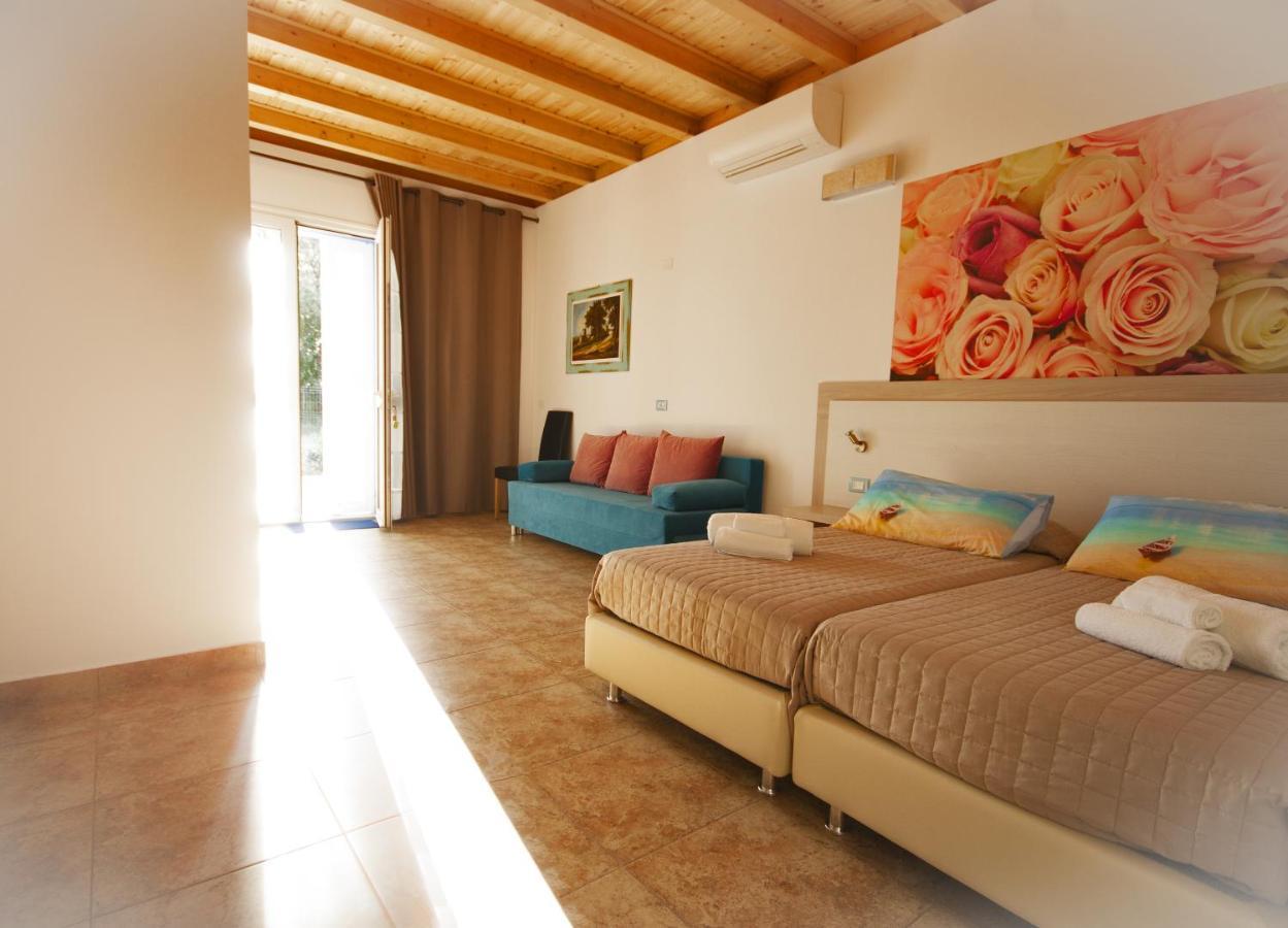 コマッキオ Il Sole Nel Mare - Lido Di Volano Bed & Breakfast エクステリア 写真