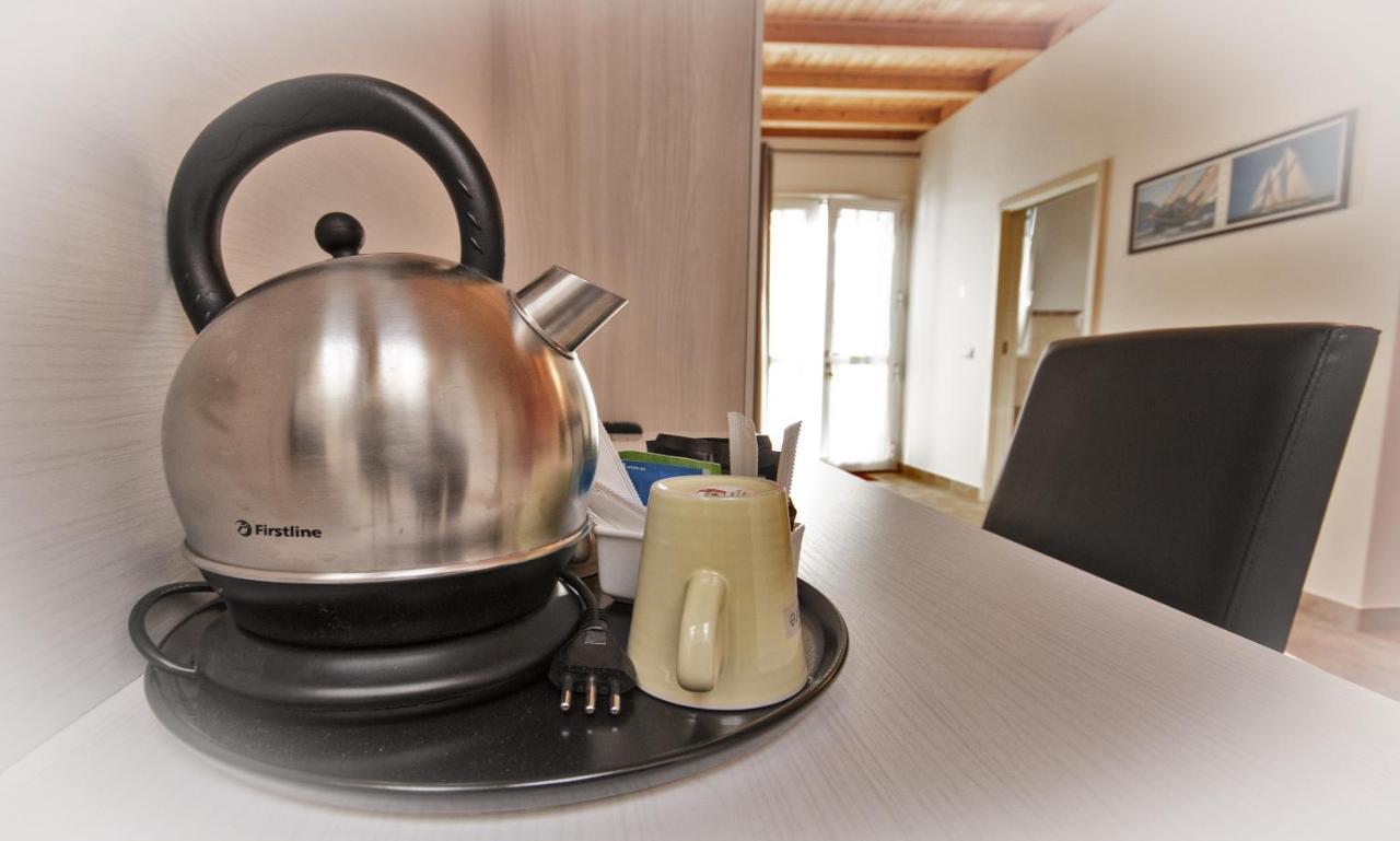 コマッキオ Il Sole Nel Mare - Lido Di Volano Bed & Breakfast エクステリア 写真